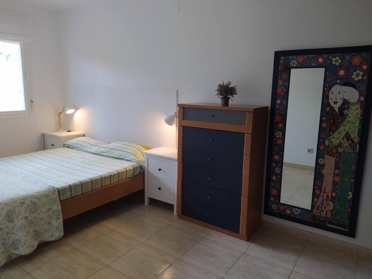 Gran Terraza, Jardín Privado, Piscina, Playa Cercana, Wifi 300mb, Netflix *