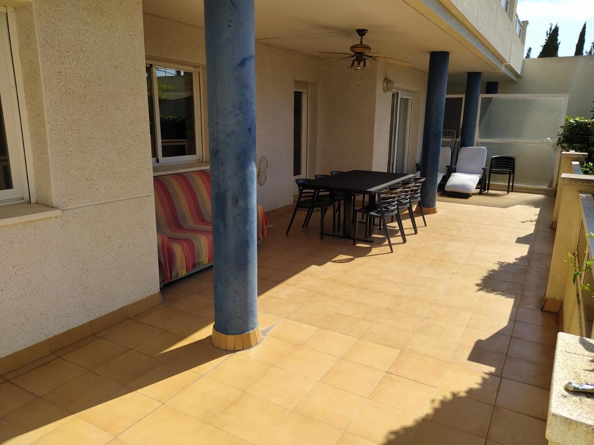 Gran Terraza, Jardín Privado, Piscina, Playa Cercana, Wifi 300mb, Netflix Apartamento