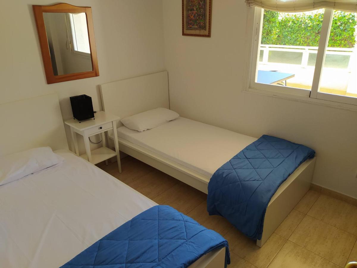 Apartment Gran Terraza, Jardin Privado, Piscina, Playa Cercana, Wifi 300mb, Netflix Tarragona