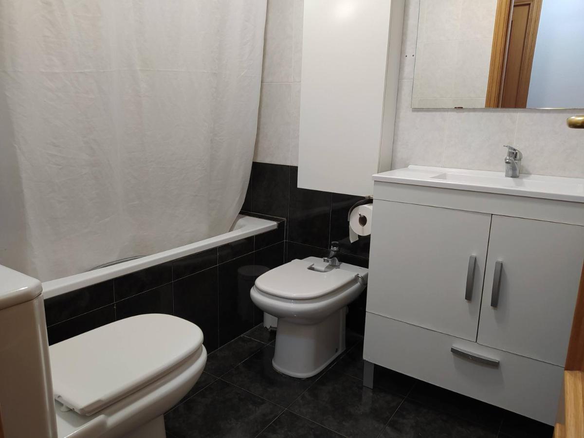 Gran Terraza, Jardín Privado, Piscina, Playa Cercana, Wifi 300mb, Netflix Apartamento Tarragona